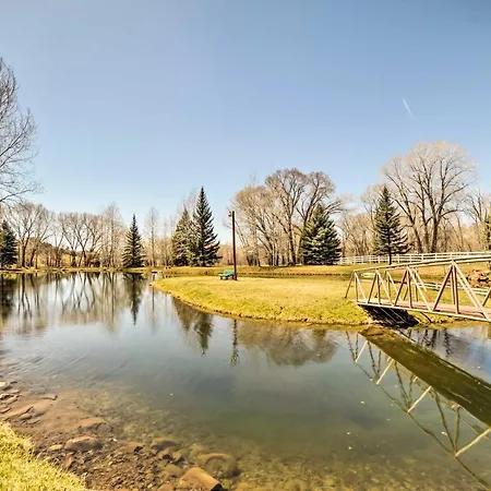 Spacious Mancos Home With Furnished Deck And Yard!